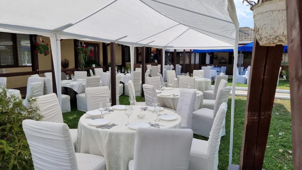Gigios Sport&Relax Villa Bailesti Exterior photo